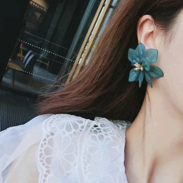 Acrylic Flower Earrings for Earthy Vibes at $11.47 only from Truemartin