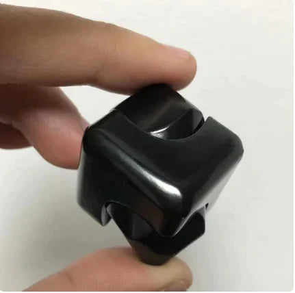 Metal Cube Fingertip Spinner Decompression Spinning Tops