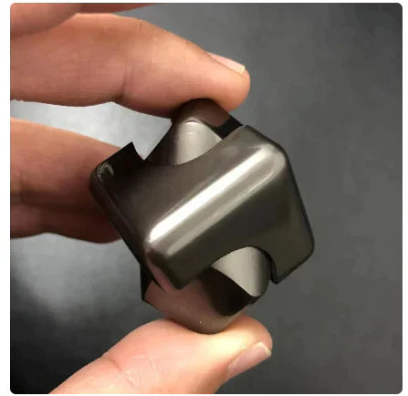 Metal Cube Fingertip Spinner Decompression Spinning Tops